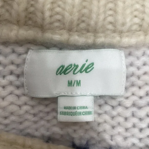 Aerie women’s winter sweater!! - Picture 6 of 6